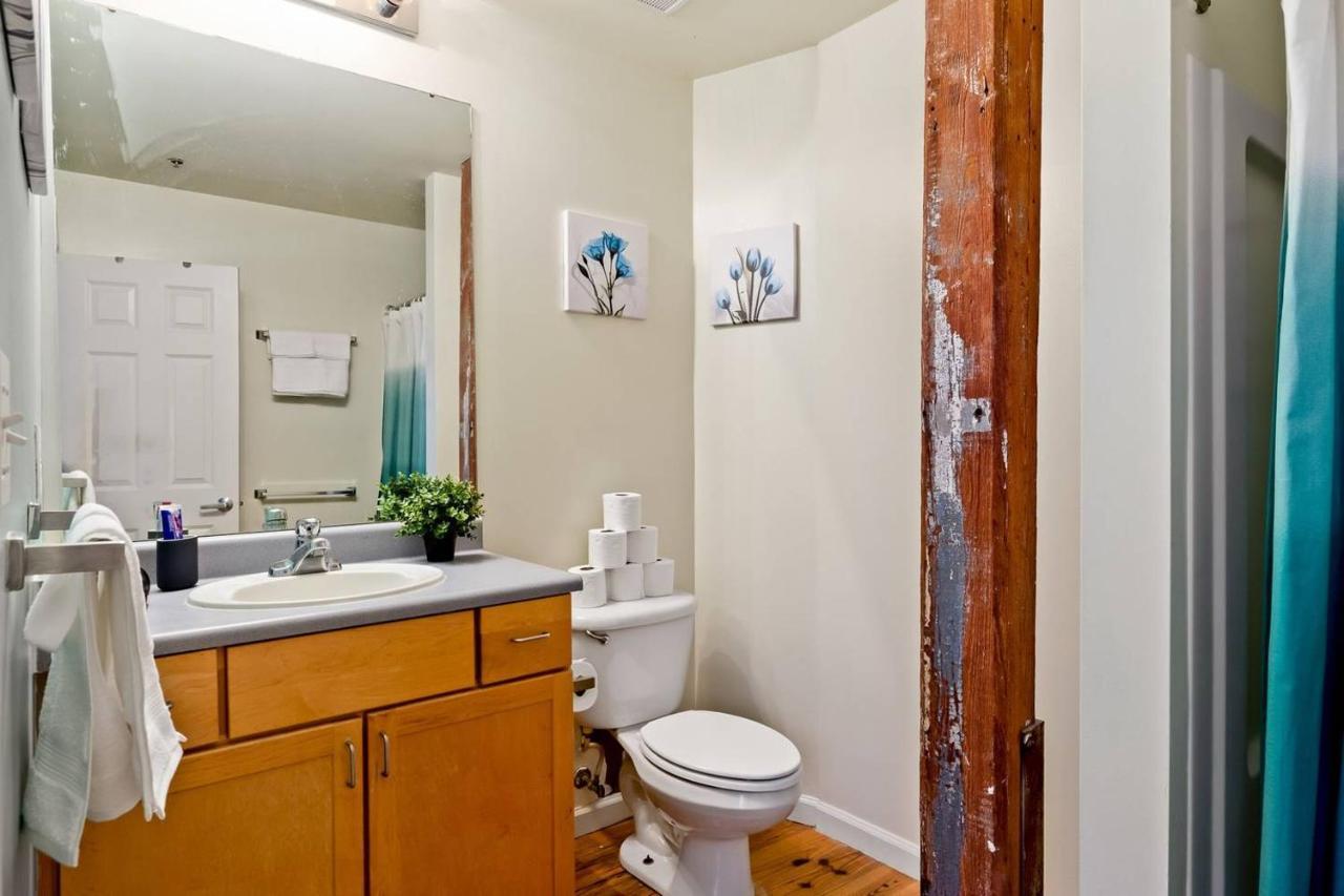 Trifecta Historic Brick 2Br Getaway Superhost Daire Durham Dış mekan fotoğraf