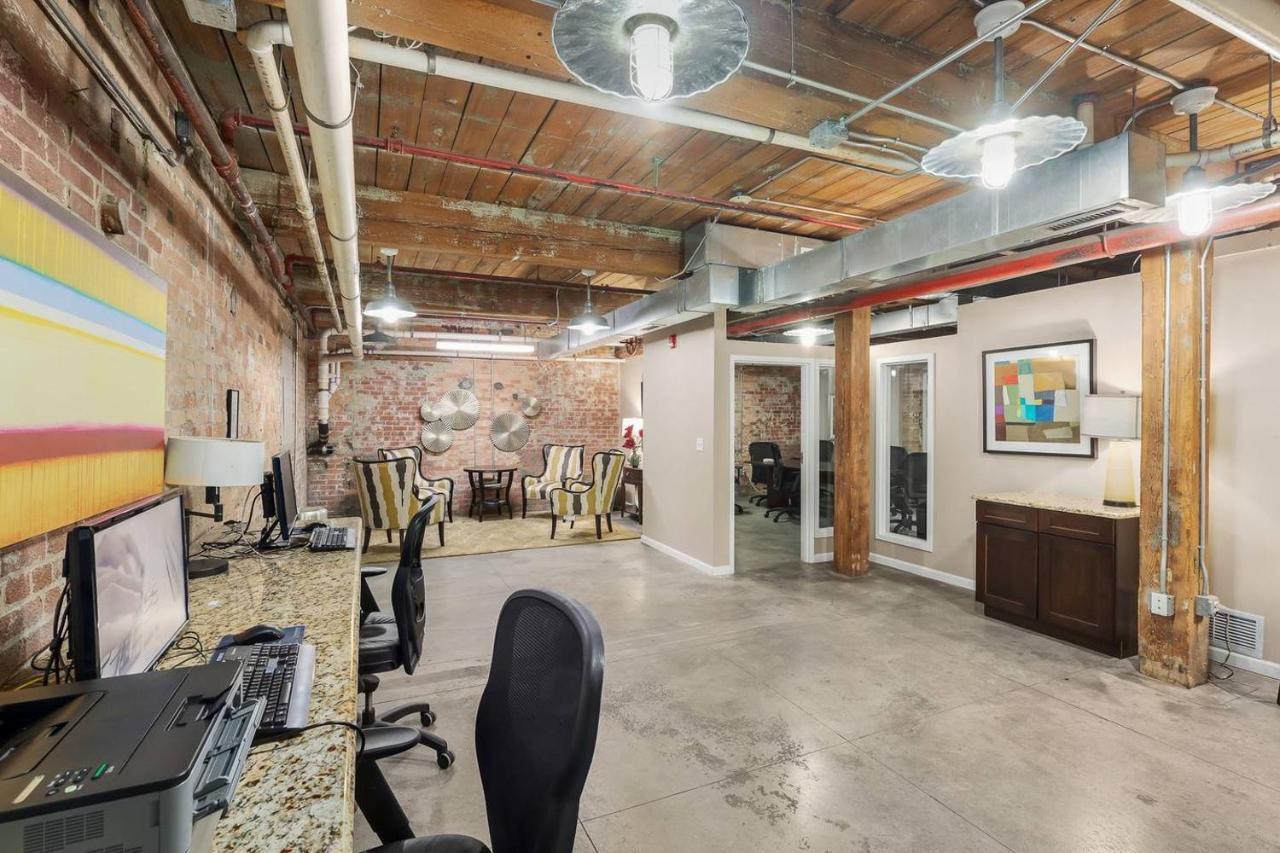 Trifecta Historic Brick 2Br Getaway Superhost Daire Durham Oda fotoğraf